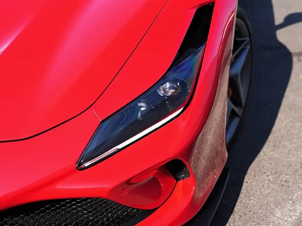 Ferrari F8 — фото 8