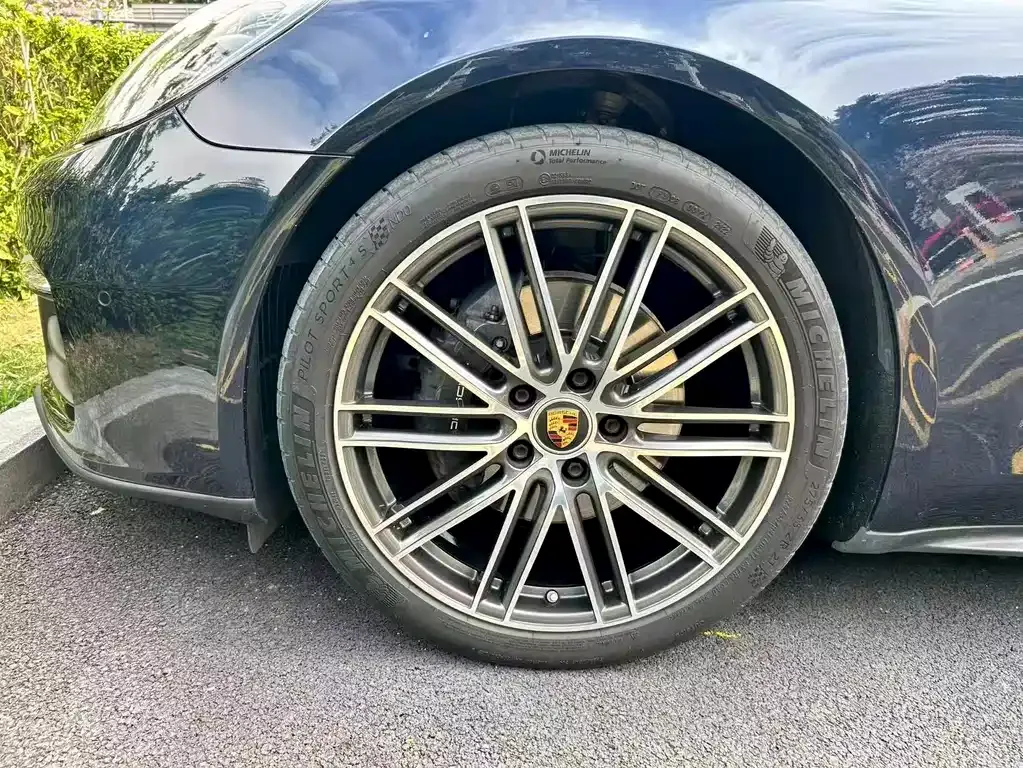 Porsche Panamera — фото 2