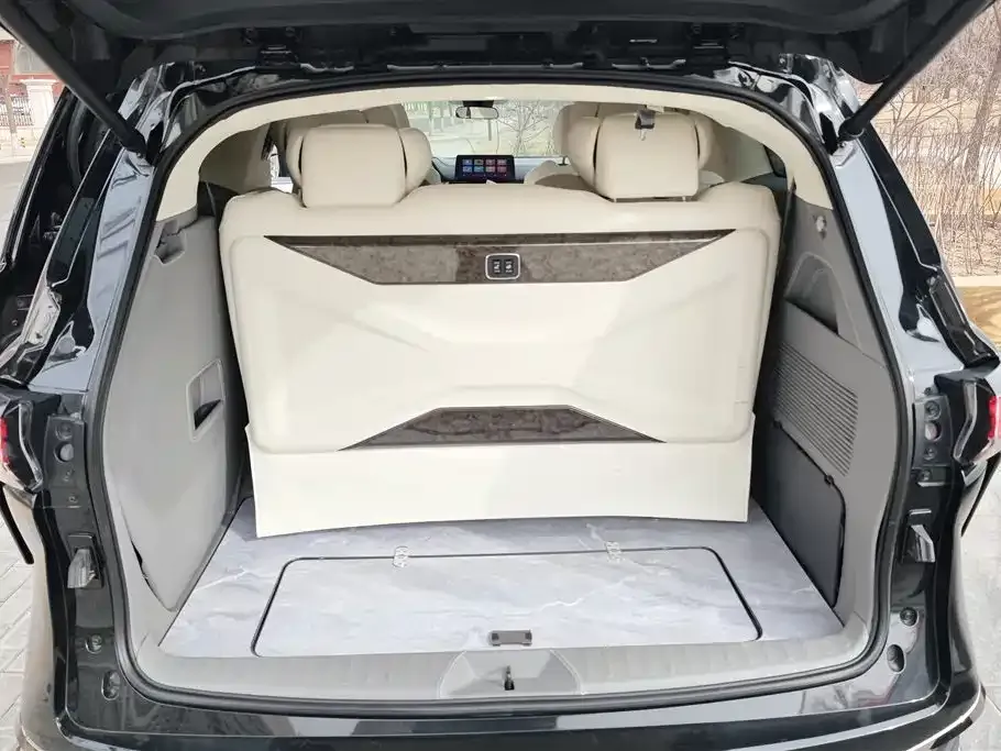 Toyota Sienna — фото 7