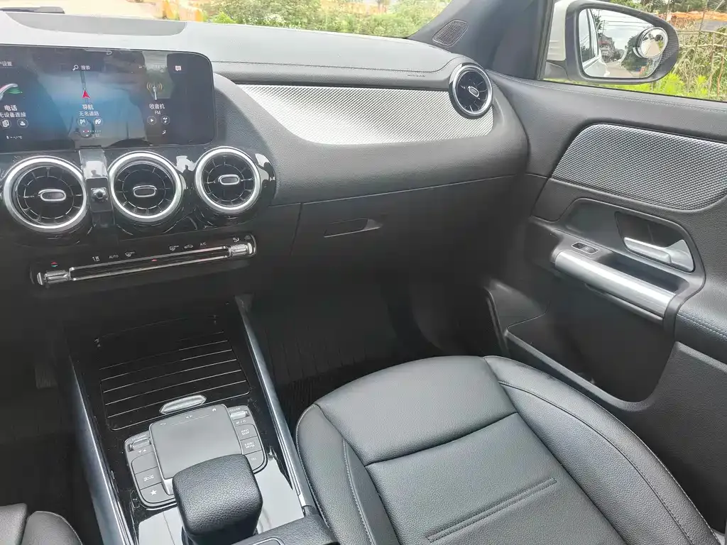 Mercedes-Benz GLA — фото 5