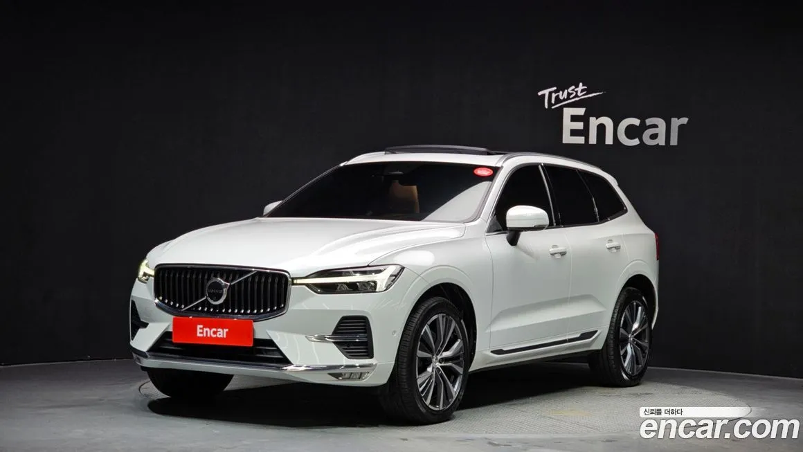 Volvo XC60 — фото 1