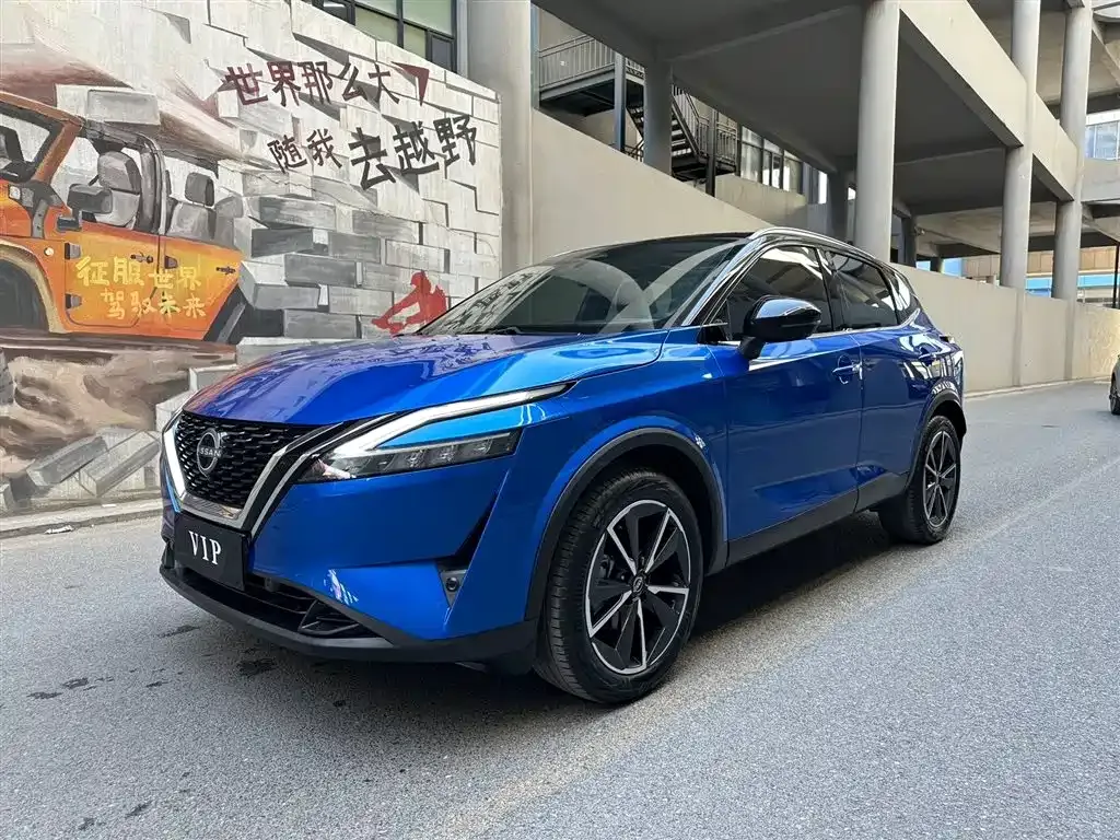Nissan Qashqai — фото 1