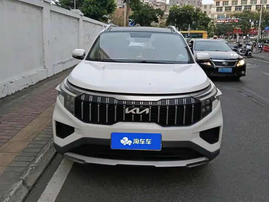 Kia Sportage — фото 7