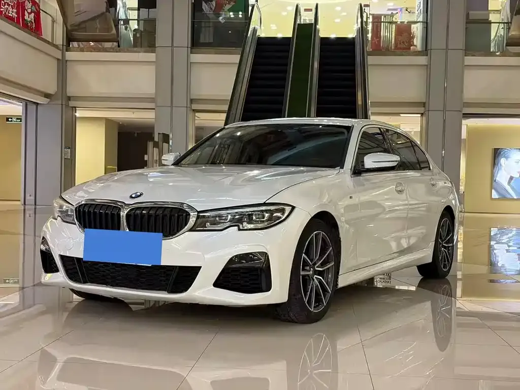 BMW 3 Series — фото 1