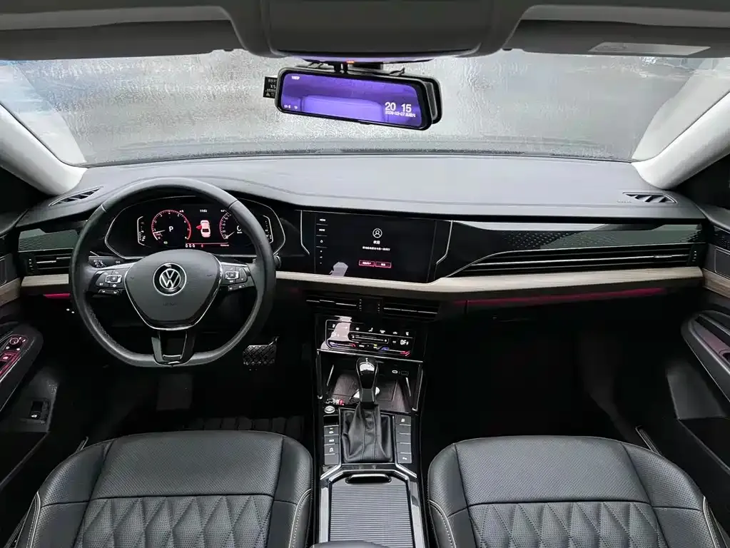 Volkswagen Passat — фото 5