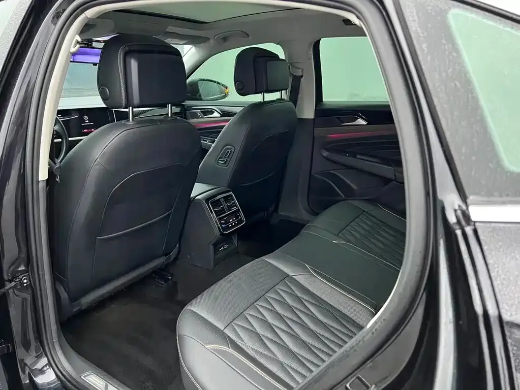 Volkswagen Passat — фото 4