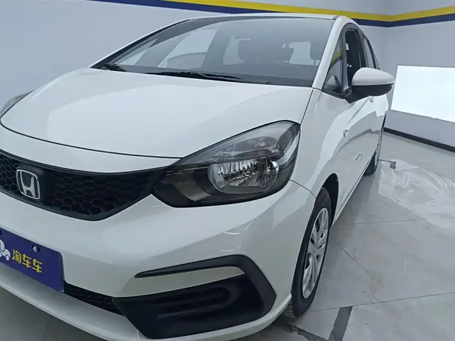 Honda Fit — фото 4