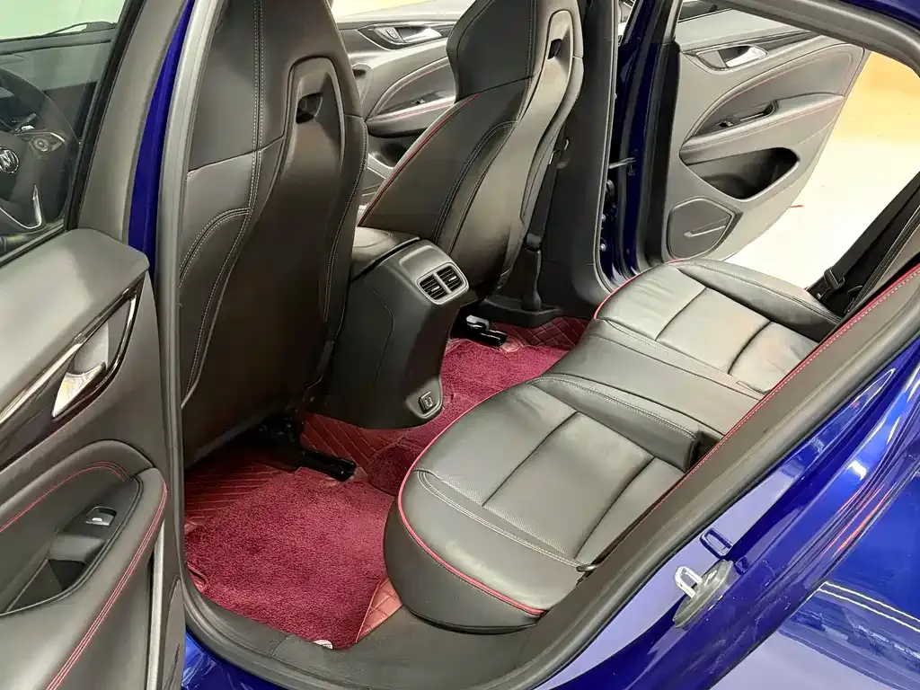 Buick Regal — фото 10
