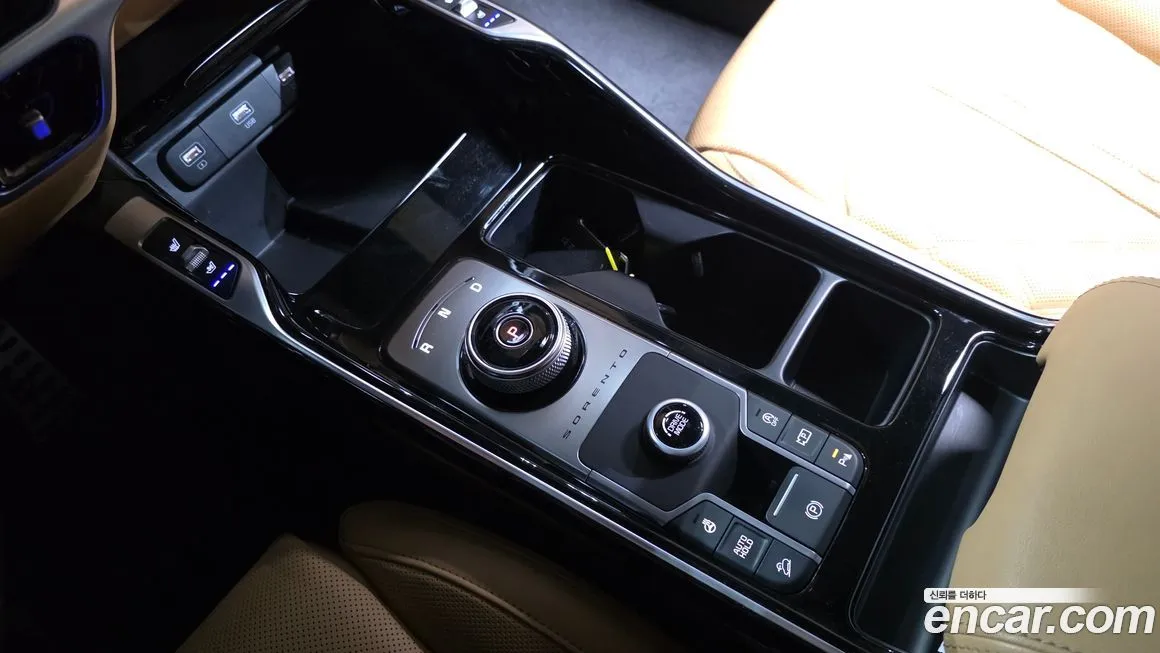 Kia Sorento — фото 5