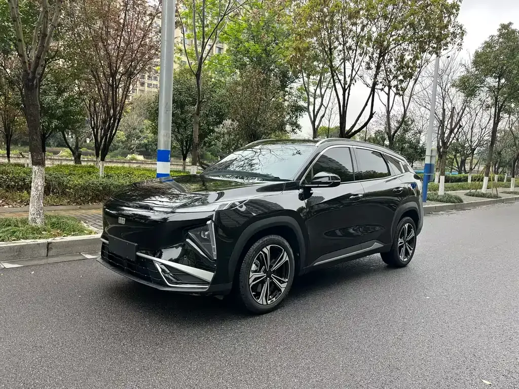 Geely Galaxy L7 — фото 1