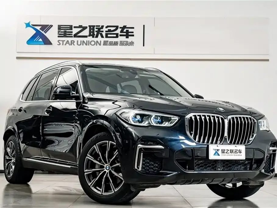 BMW X5 — фото 8