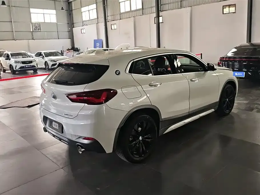 BMW X2 — фото 8