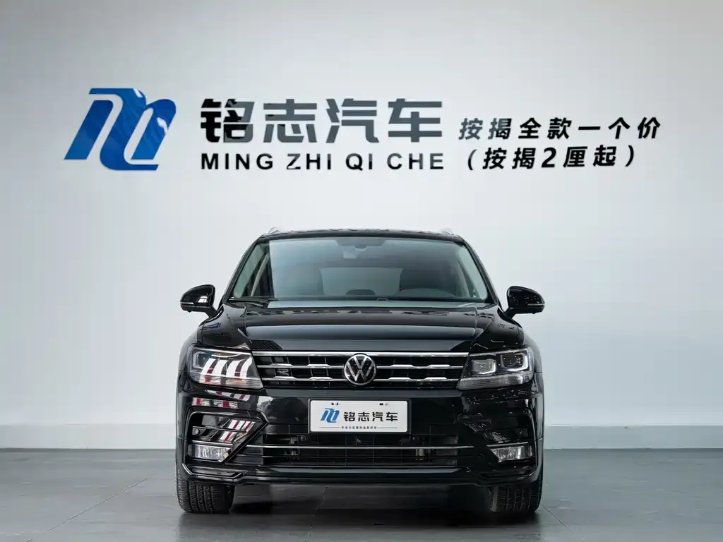 Volkswagen Tiguan L — фото 2