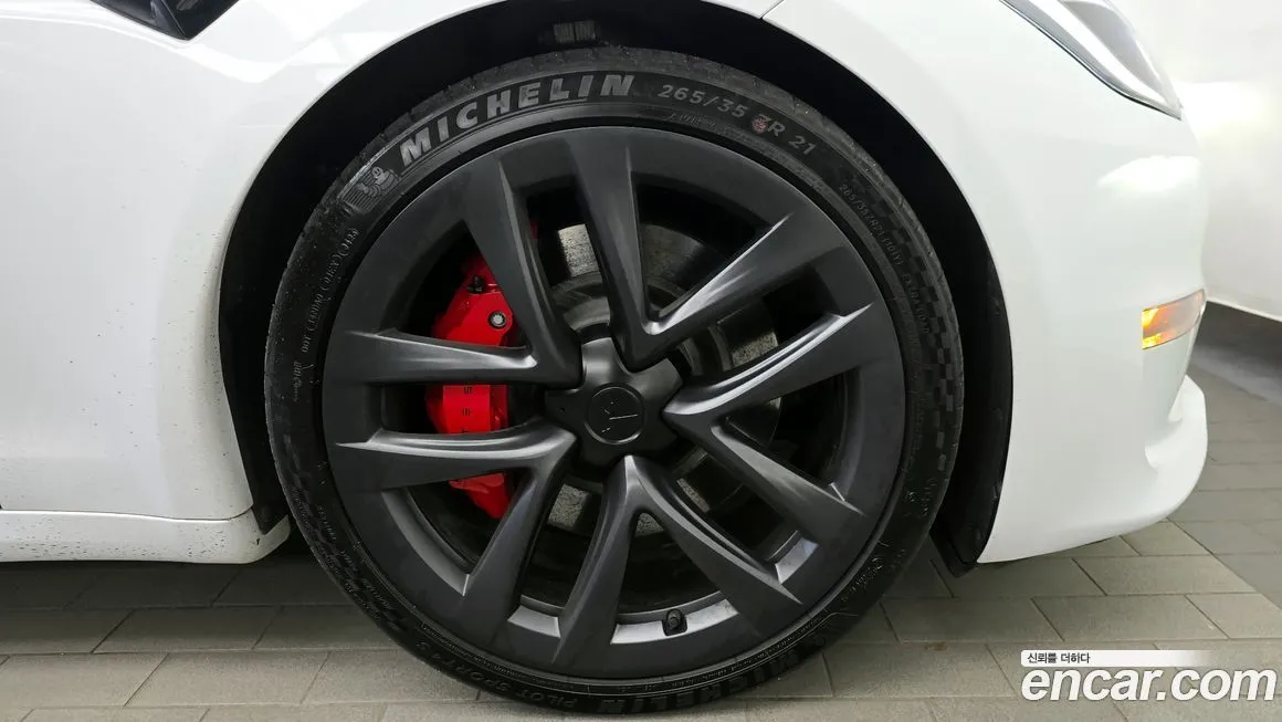 Tesla Model S — фото 3