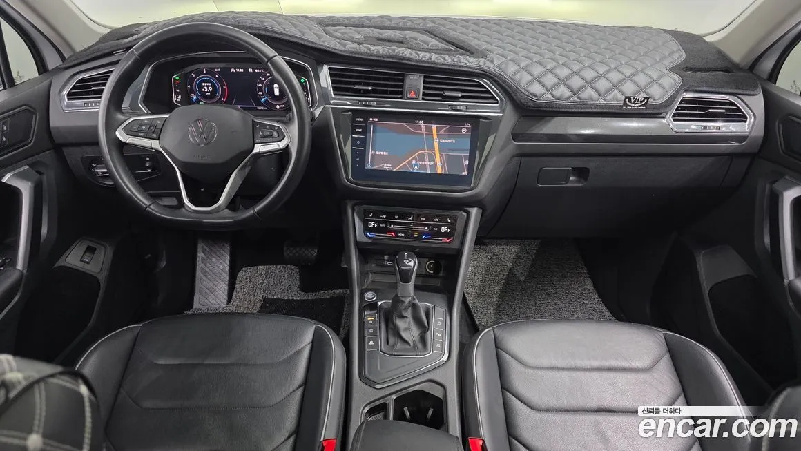 Volkswagen Tiguan — фото 9