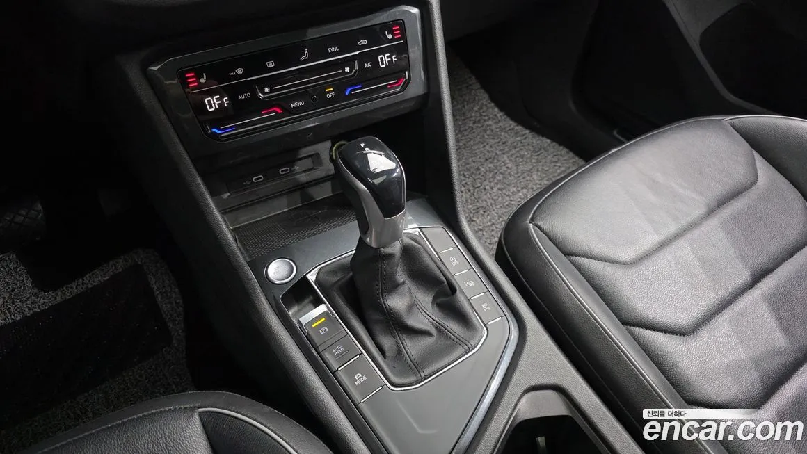 Volkswagen Tiguan — фото 7