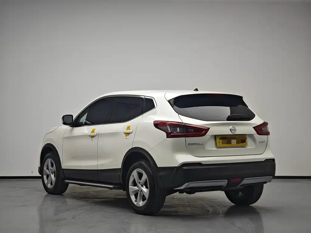 Nissan Qashqai — фото 5