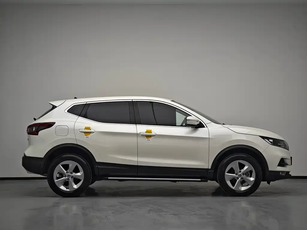 Nissan Qashqai — фото 3