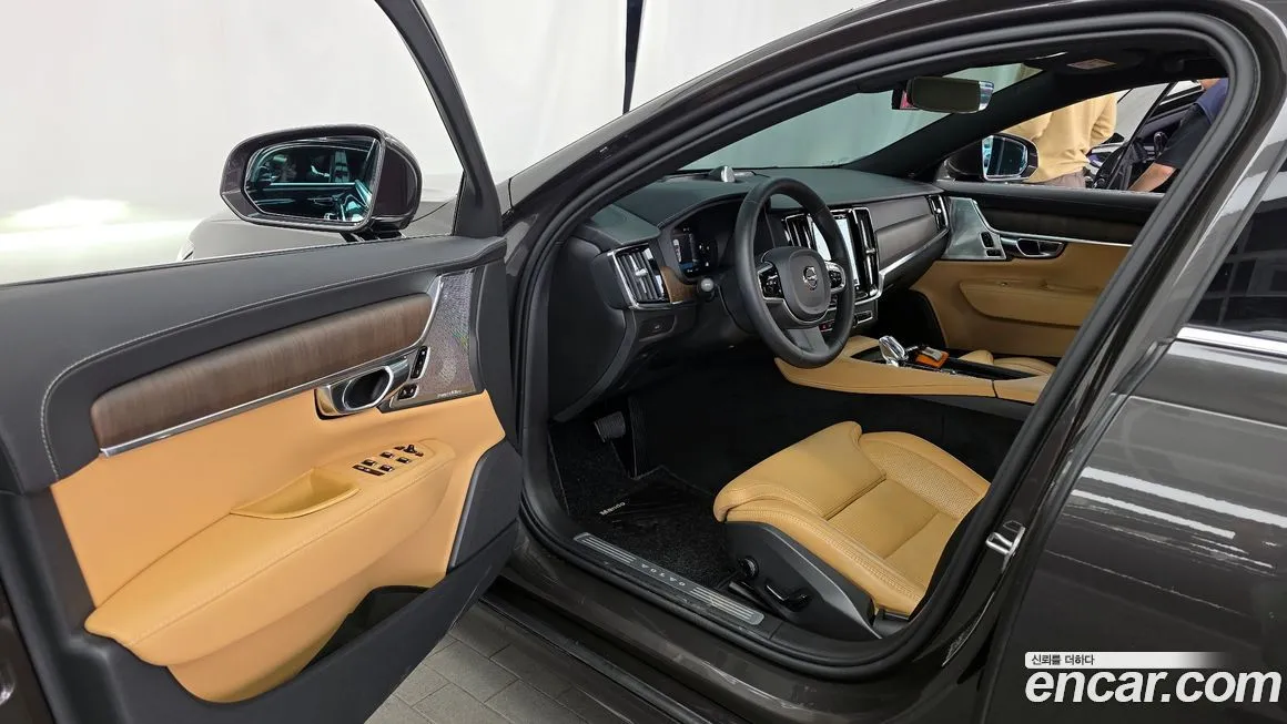 Volvo S90 — фото 10