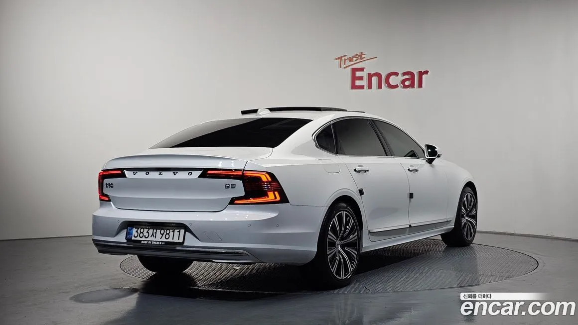 Volvo S90 — фото 4
