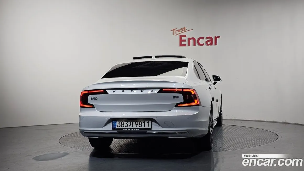 Volvo S90 — фото 9