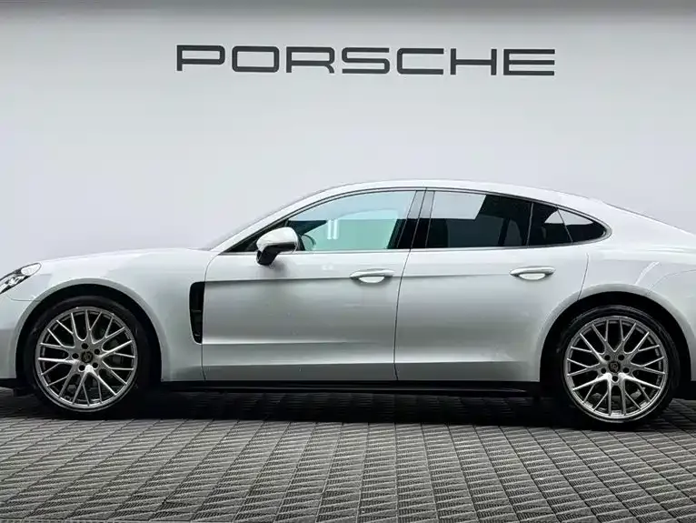 Porsche Panamera — фото 8
