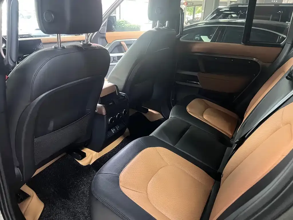 Land Rover Defender — фото 4