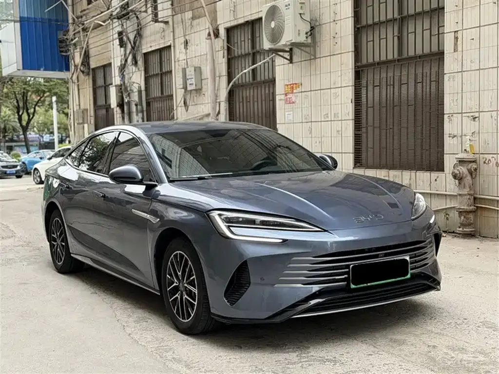 BYD Seal — фото 6