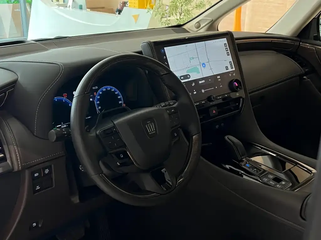 Toyota Vellfire — фото 5