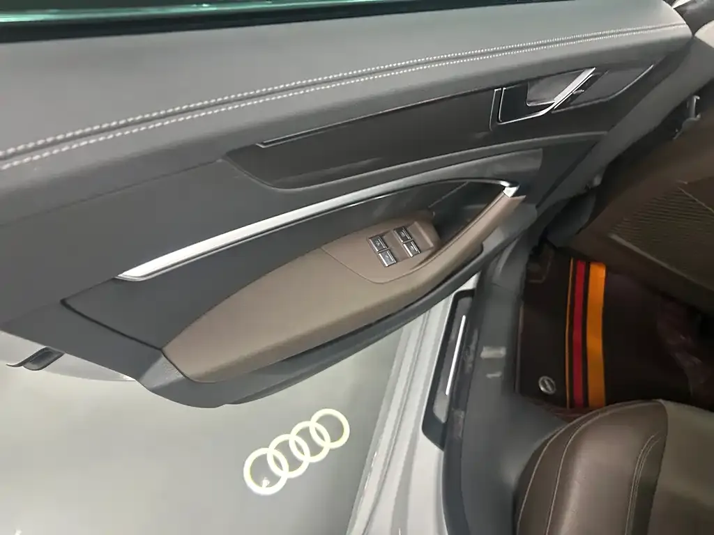 Audi A7L — фото 4