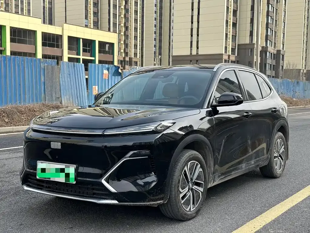 Geely 银河星舰7 — фото 1