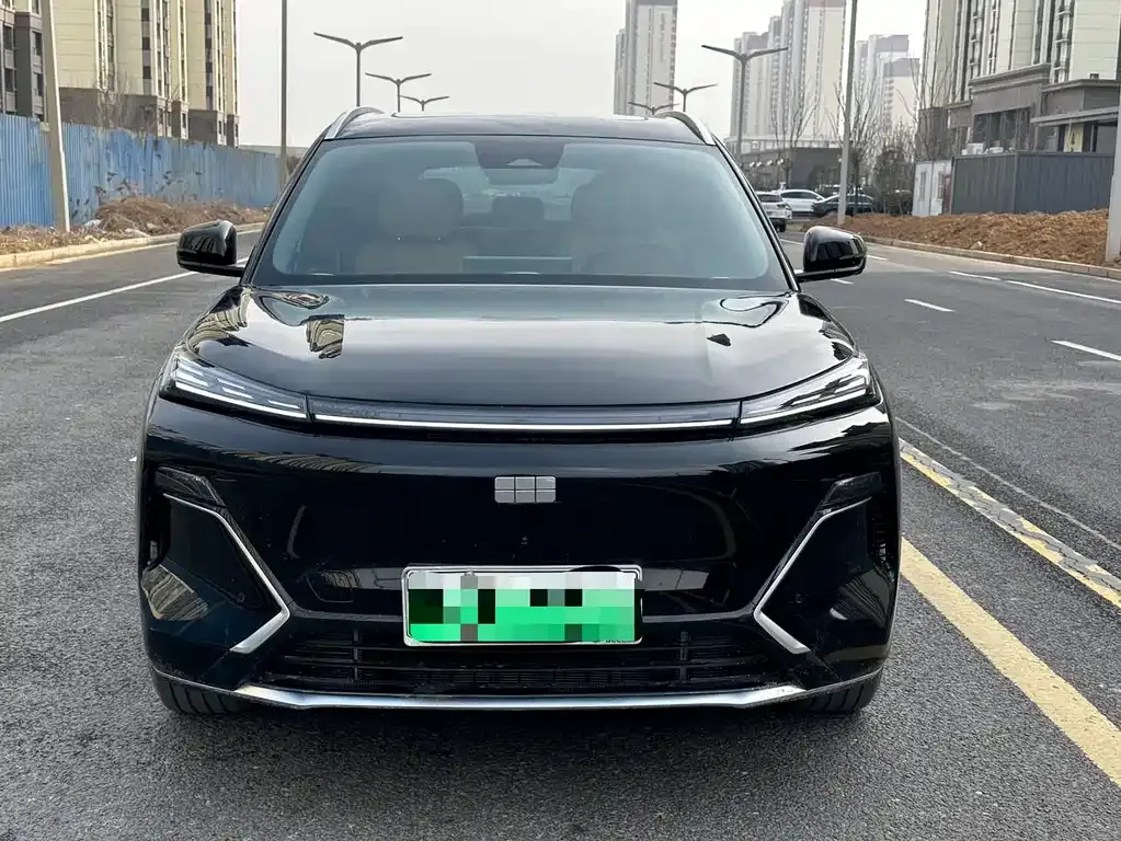 Geely 银河星舰7 — фото 2