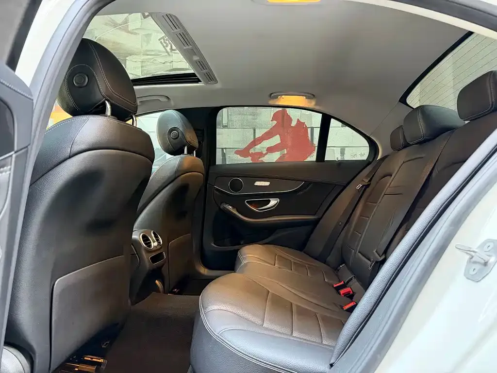 Mercedes-Benz C-Class — фото 4