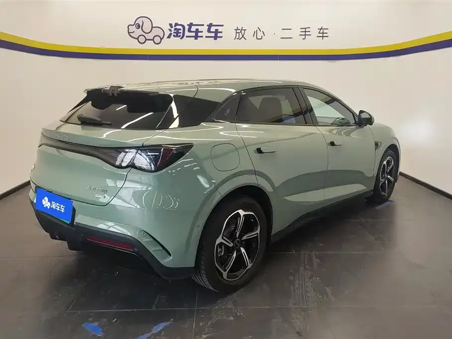 BYD Seal 06GT — фото 10