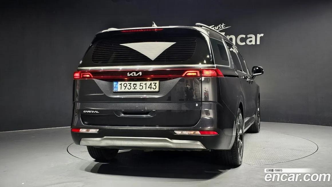 Kia Carnival — фото 2