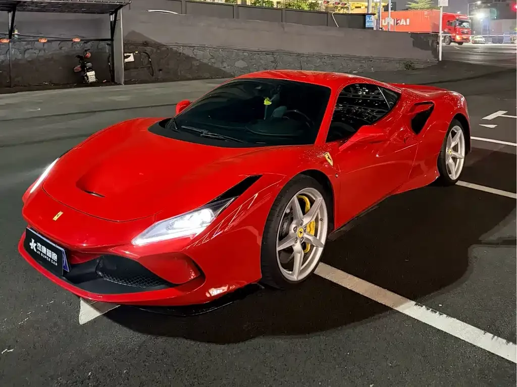 Ferrari F8 — фото 7