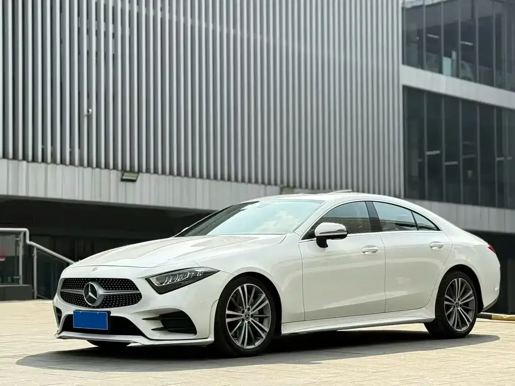 Mercedes-Benz CLS — фото 7