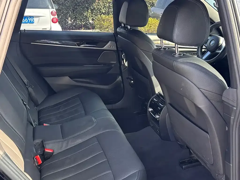 BMW 6 Series GT — фото 2