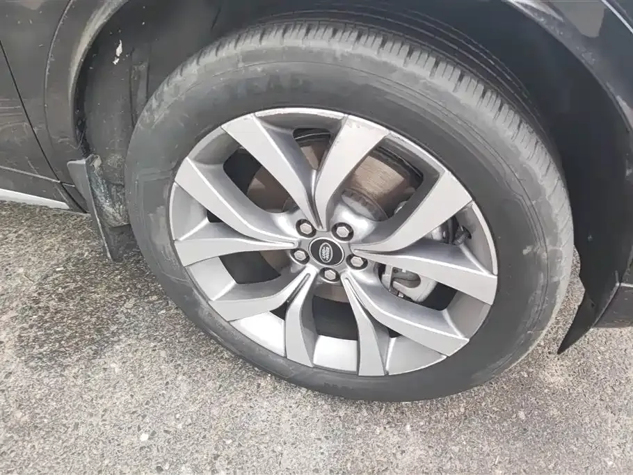 Land Rover Discovery Sport — фото 9