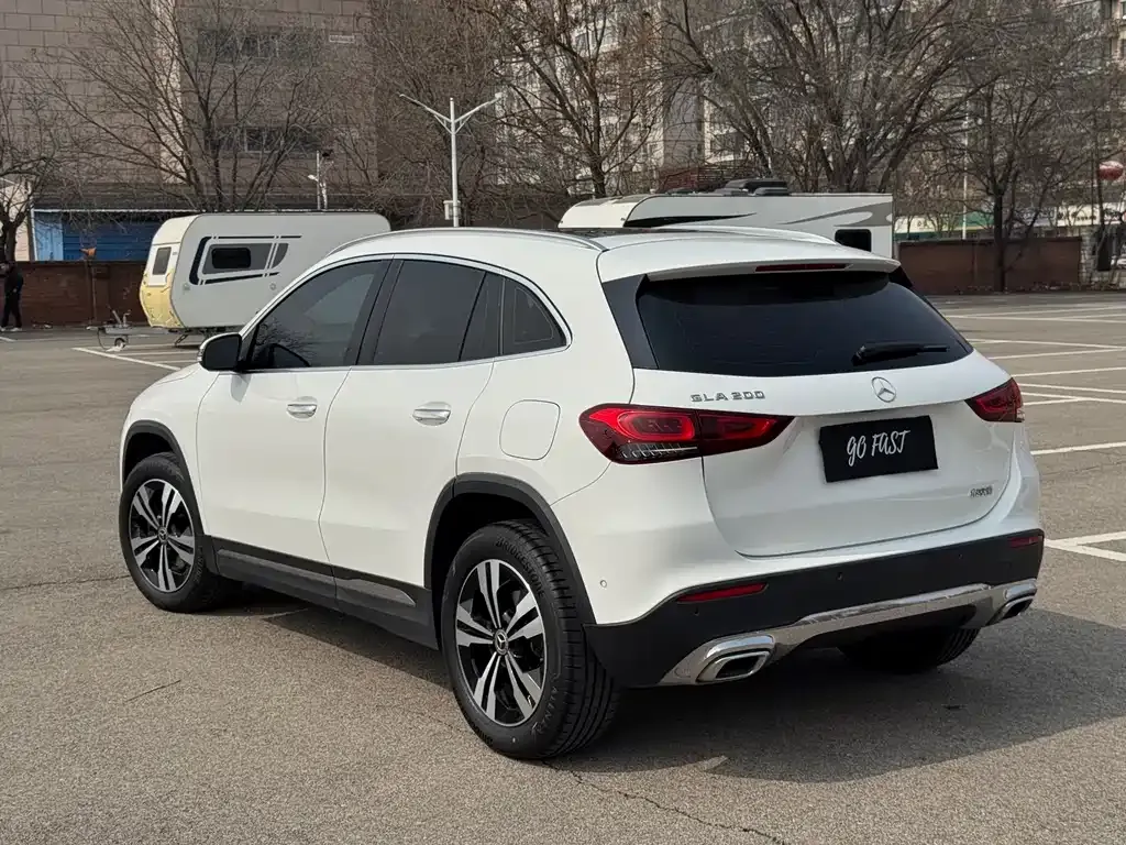 Mercedes-Benz GLA — фото 5