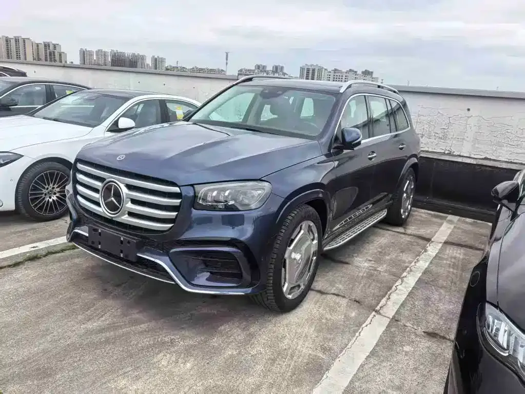 Mercedes-Benz GLS — фото 6