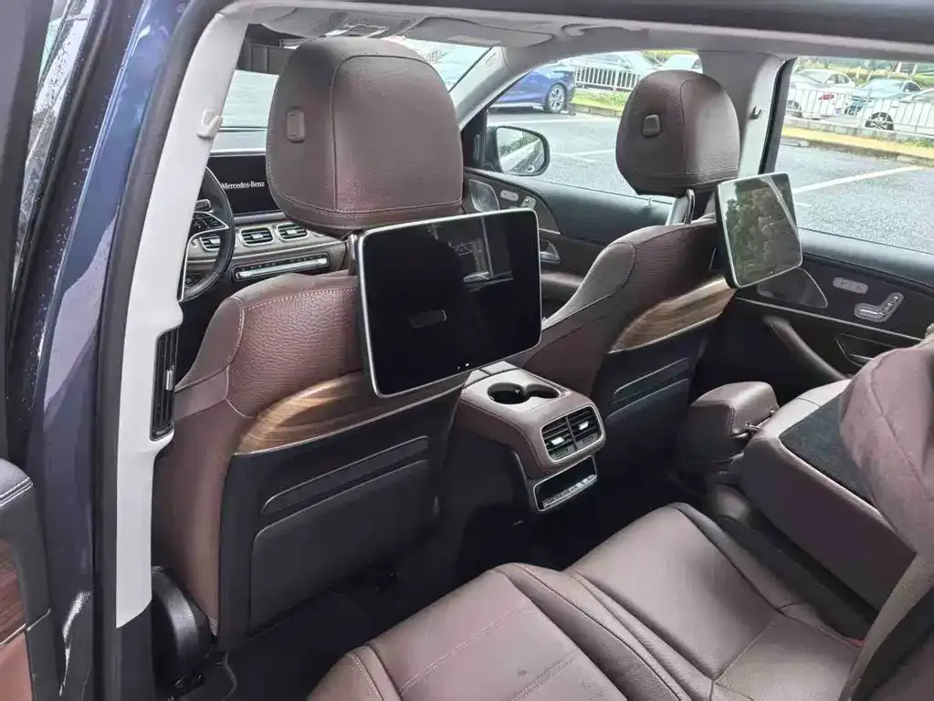 Mercedes-Benz GLS — фото 5