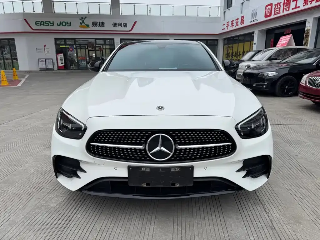 Mercedes-Benz E-Class (Import) — фото 2