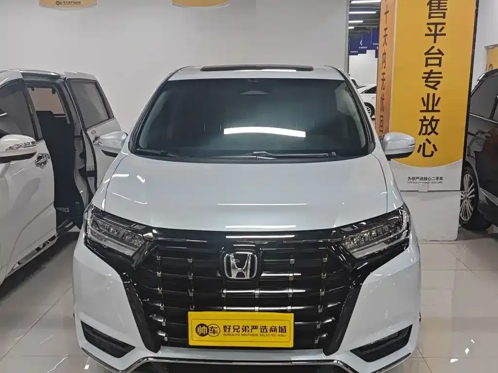 Honda Elysion — фото 10