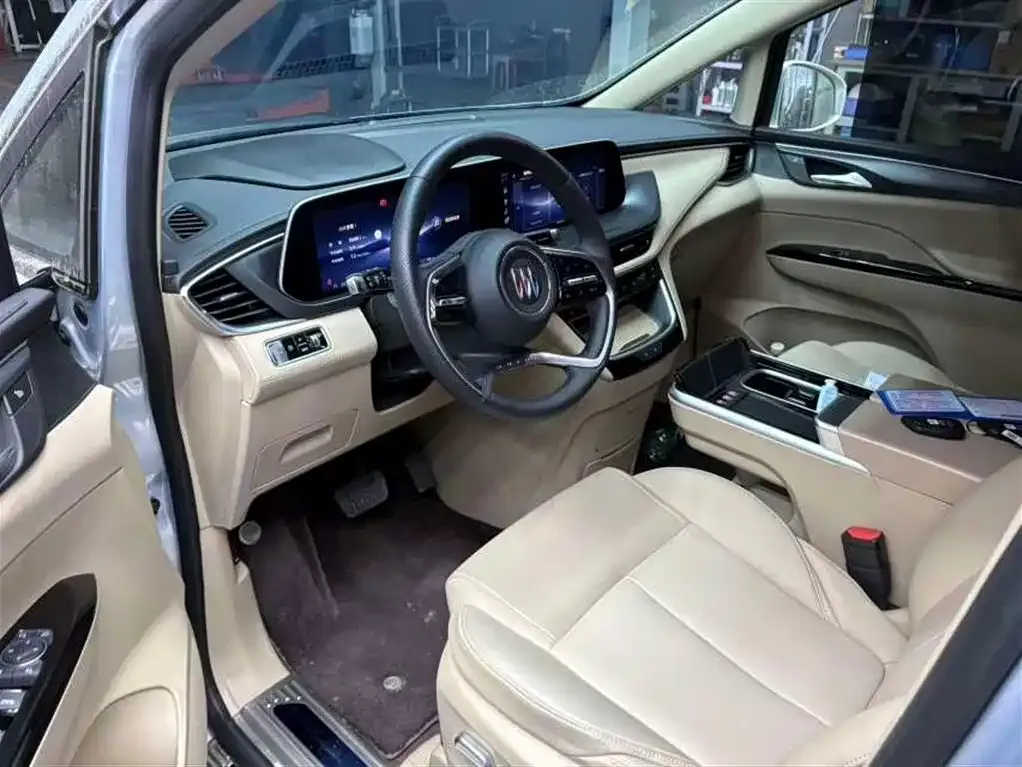 Buick GL8 Hybrid — фото 4