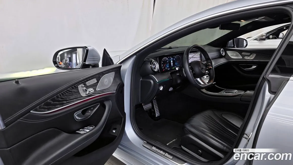 Mercedes-Benz CLS-Class — фото 7