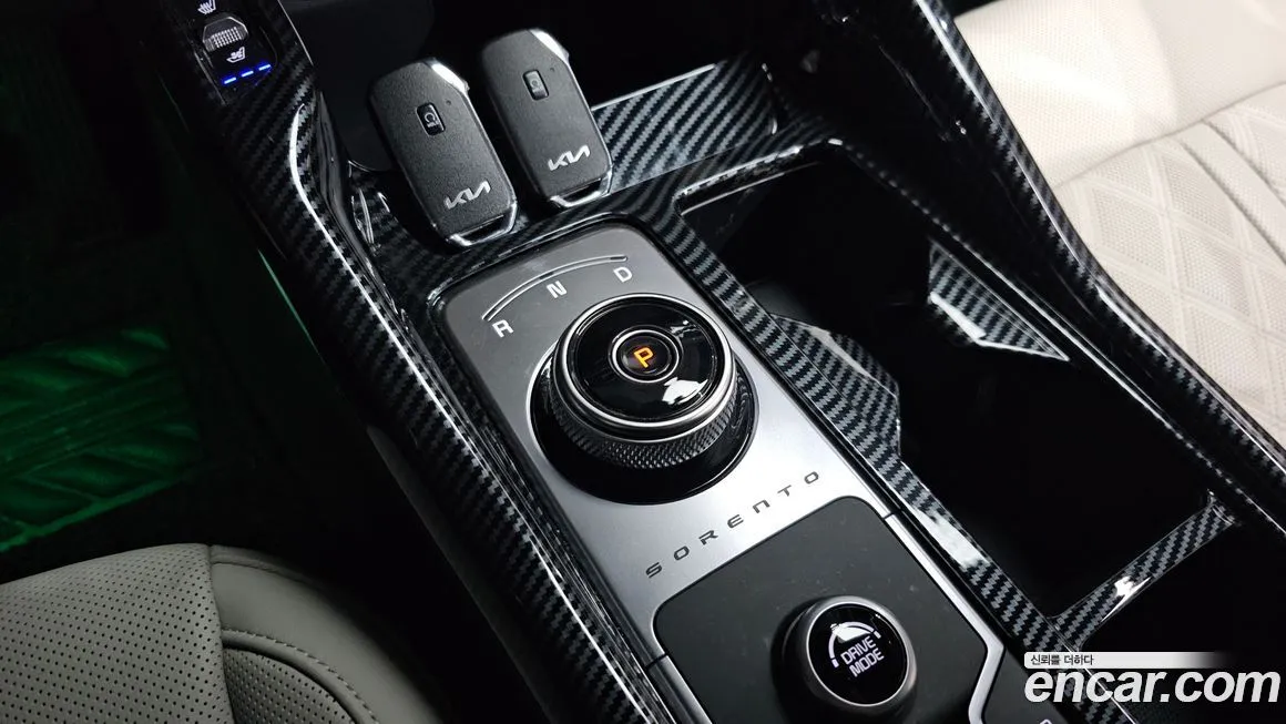 Kia Sorento — фото 6