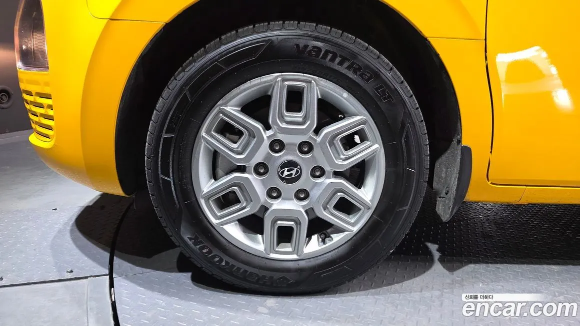 Hyundai Staria — фото 9