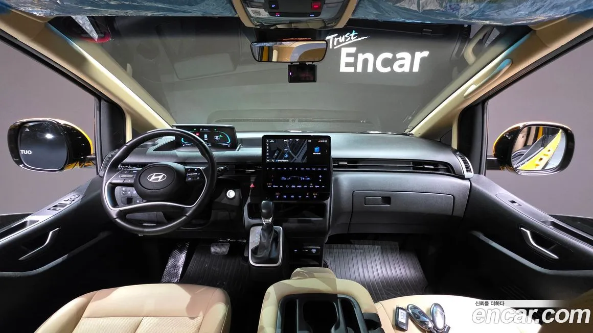 Hyundai Staria — фото 3