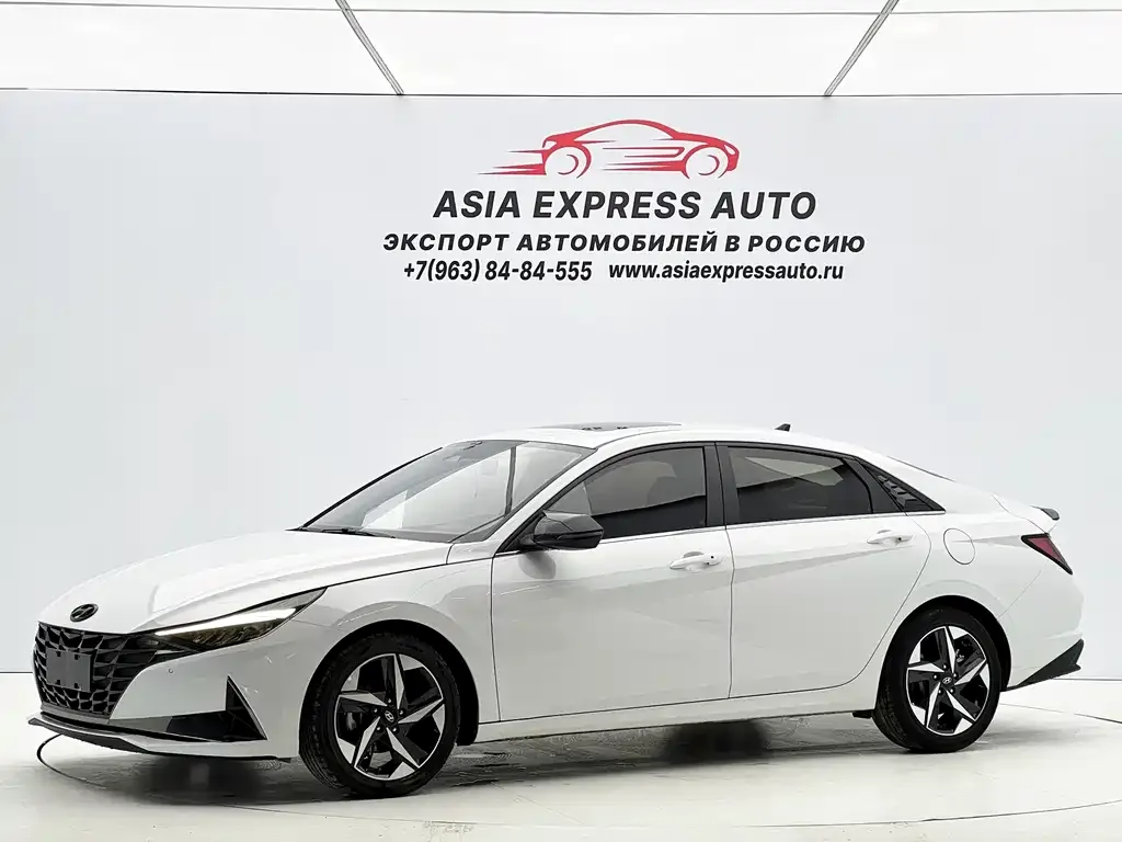 Hyundai Elantra — фото 1